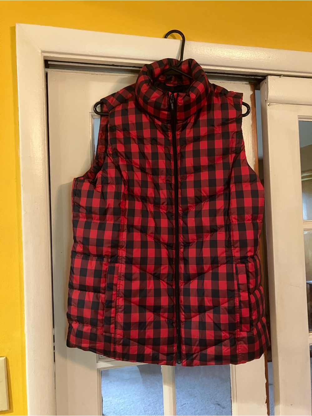 Lands' End Red and Black Buffalo Plaid Puffer Vest